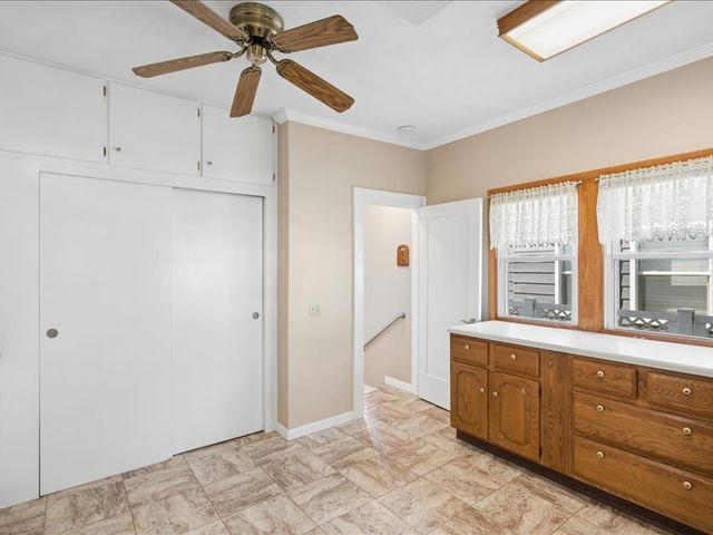 2206 6th Street, Moline, IL 61265