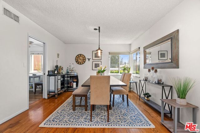 16100 Londelius Street, Los Angeles, CA 91343