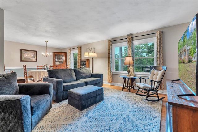 2030 Surrey LN, Roanoke, VA 24012