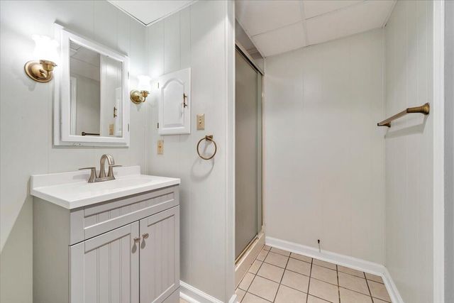 2030 Surrey LN, Roanoke, VA 24012