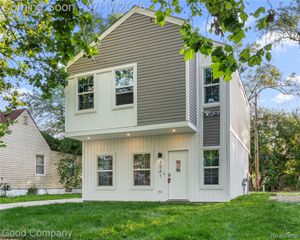 7541 Clayburn Street, Detroit, MI 48228