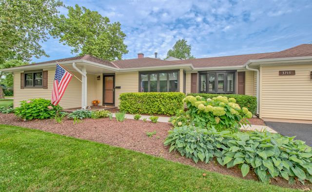3715 Jay Lane, Rolling Meadows, IL 60008