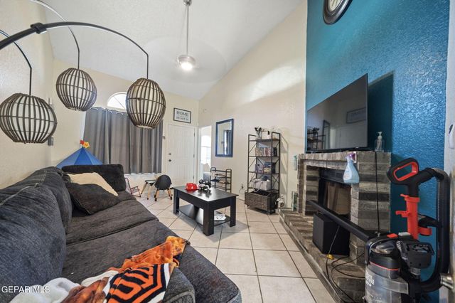 4124 EDGAR PARK Avenue, El Paso, TX 79904