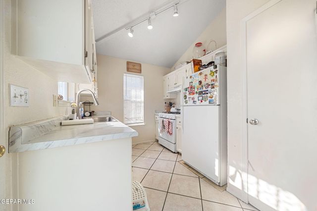 4124 EDGAR PARK Avenue, El Paso, TX 79904