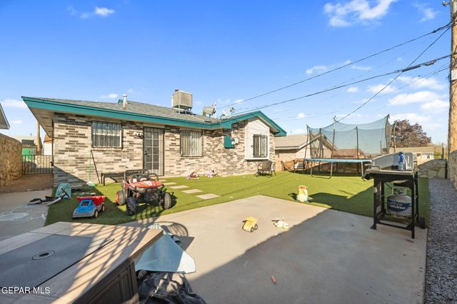 4124 EDGAR PARK Avenue, El Paso, TX 79904