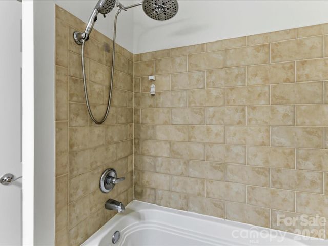 300 W 5th Street 2, Charlotte, NC 28202