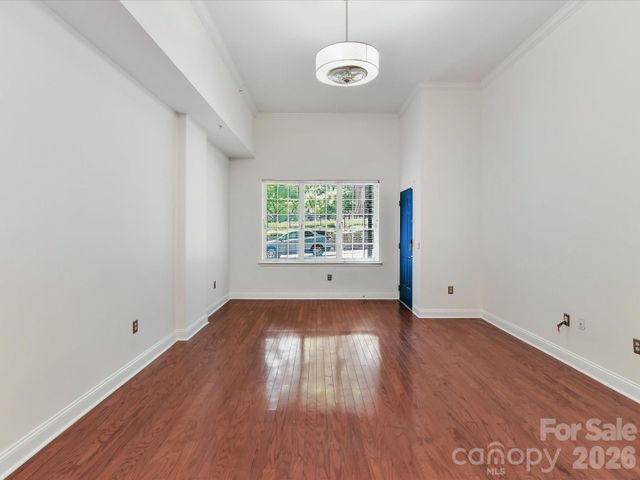 300 W 5th Street 2, Charlotte, NC 28202