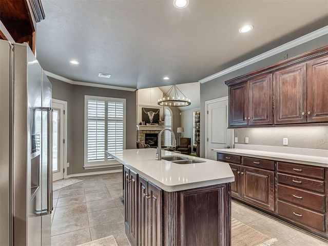 205 Alyssa Lane, Moore, OK 73160