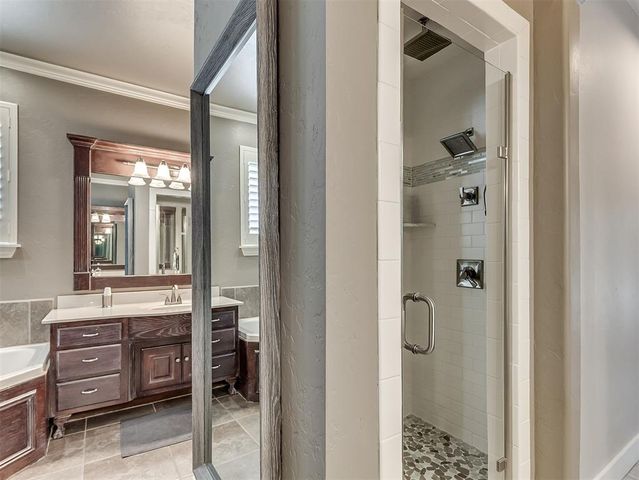 205 Alyssa Lane, Moore, OK 73160