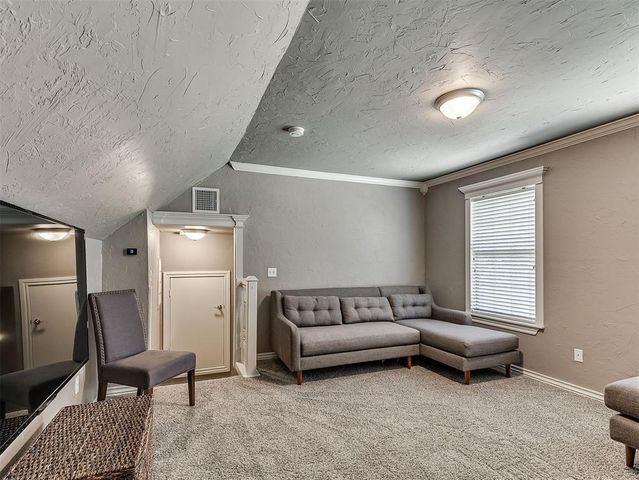205 Alyssa Lane, Moore, OK 73160