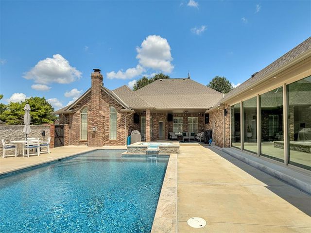 205 Alyssa Lane, Moore, OK 73160