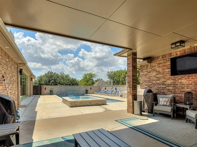205 Alyssa Lane, Moore, OK 73160