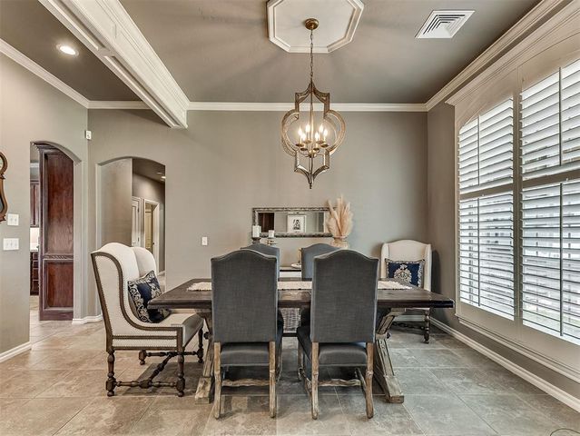 205 Alyssa Lane, Moore, OK 73160