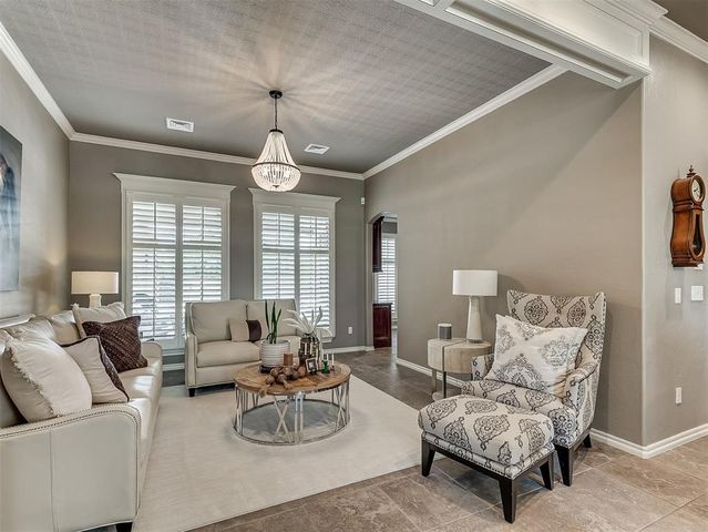 205 Alyssa Lane, Moore, OK 73160