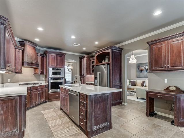 205 Alyssa Lane, Moore, OK 73160