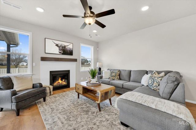 5003 E Pepper St., Nampa, ID 83686