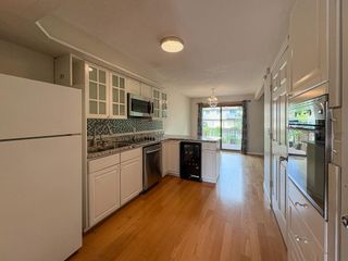 3287 Arcade Street S, Vadnais Heights, MN 55127