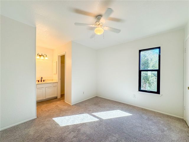 2916 Saint Joseph St D, Corpus Christi, TX 78418