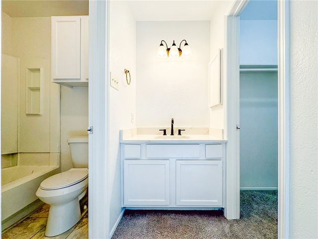 2916 Saint Joseph St D, Corpus Christi, TX 78418