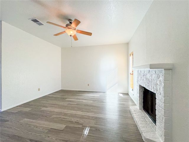 2916 Saint Joseph St D, Corpus Christi, TX 78418