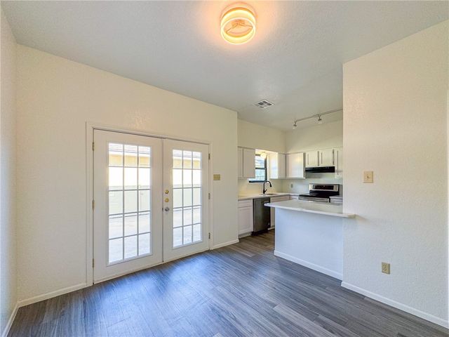 2916 Saint Joseph St D, Corpus Christi, TX 78418