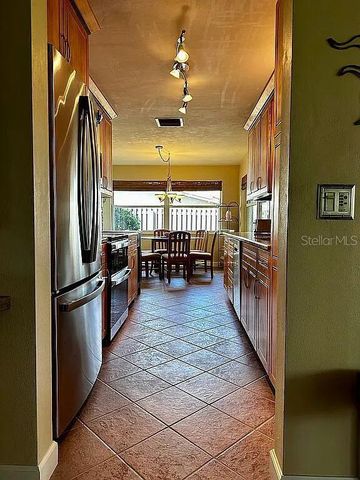 563 GERSHWIN DRIVE, Largo, FL 33771