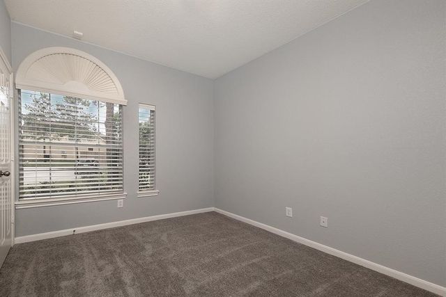 46 Patina Pines Court, The Woodlands, TX 77381