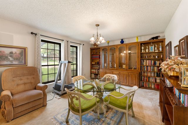 121 Nicklaus Nook, Lancaster, TX 75146