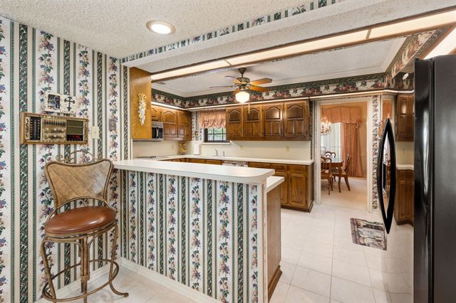 121 Nicklaus Nook, Lancaster, TX 75146