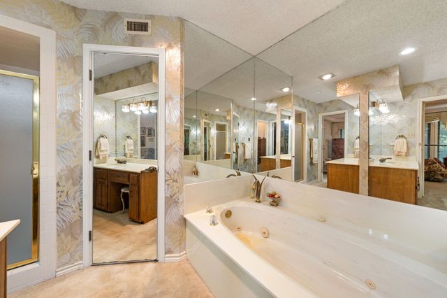 121 Nicklaus Nook, Lancaster, TX 75146