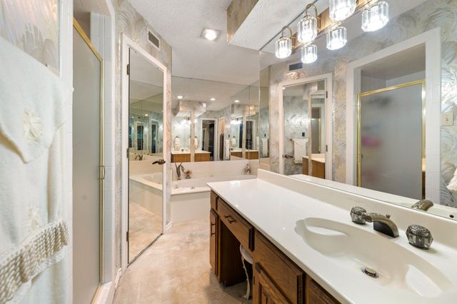 121 Nicklaus Nook, Lancaster, TX 75146