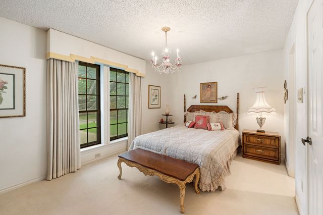 121 Nicklaus Nook, Lancaster, TX 75146