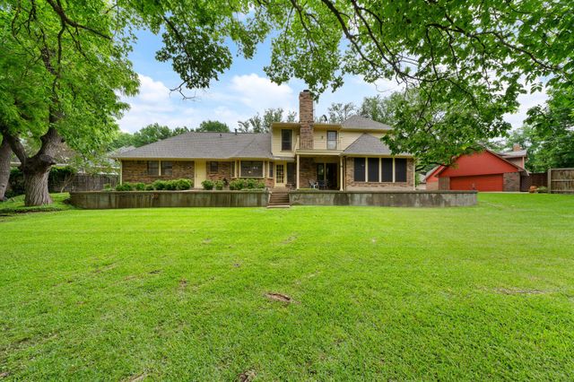 121 Nicklaus Nook, Lancaster, TX 75146