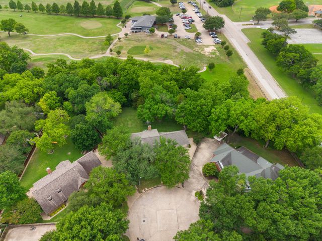 121 Nicklaus Nook, Lancaster, TX 75146