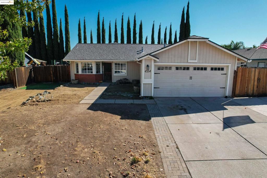 4334 Redwood Dr, Oakley, CA 94561