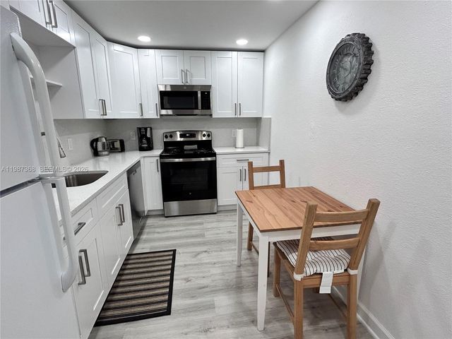 4001 S Ocean Dr 4G, Hollywood, FL 33019