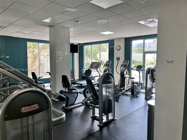 4001 S Ocean Dr 4G, Hollywood, FL 33019