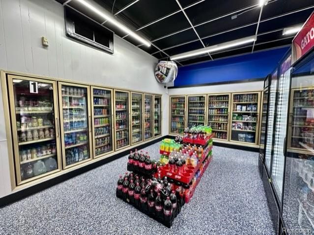 27222 Grand River Avenue, Redford Charter Township, MI 48240