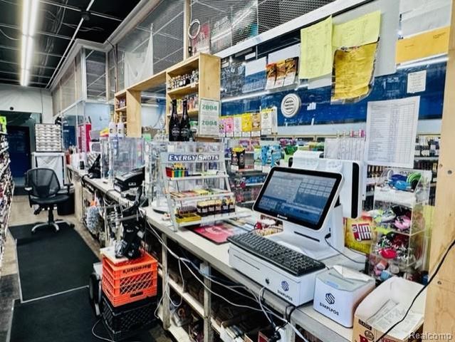 27222 Grand River Avenue, Redford Charter Township, MI 48240