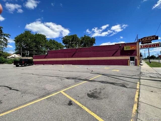 27222 Grand River Avenue, Redford Charter Township, MI 48240