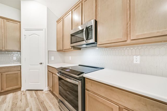 8422 Red Shiner Way, Fulshear, TX 77441