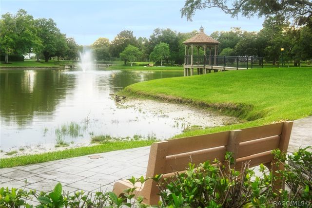 6022 W Dorset Drive, Crystal River, FL 34429