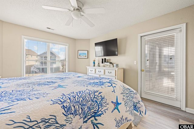 811 Pirates Way Unit 811, Manteo, NC 27954