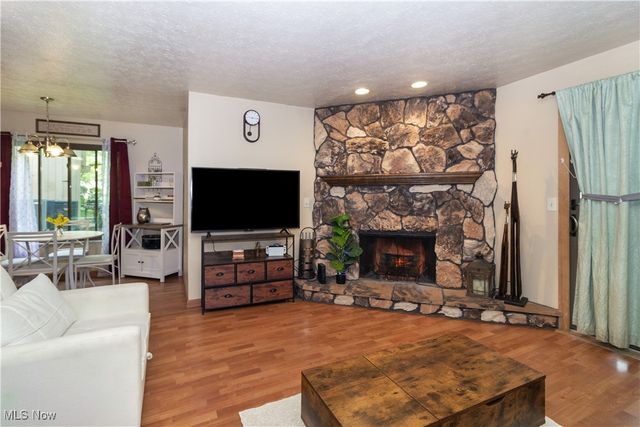 80 Landings Way, Avon Lake, OH 44012