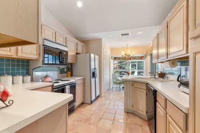 2248 Las Casitas Drive, Wellington, FL 33414