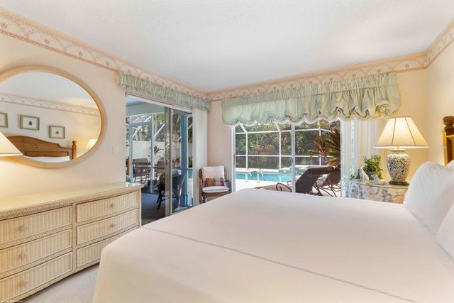 2248 Las Casitas Drive, Wellington, FL 33414