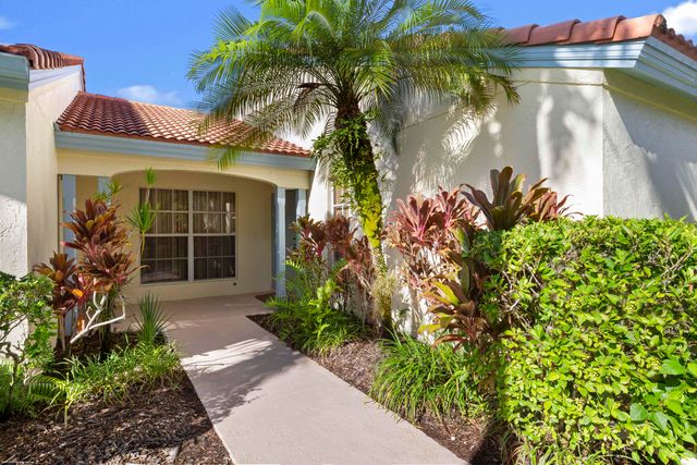 2248 Las Casitas Drive, Wellington, FL 33414