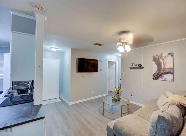 3017 Hazel Circle, Shreveport, LA 71118