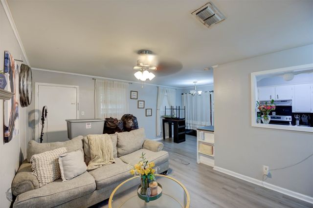 3017 Hazel Circle, Shreveport, LA 71118