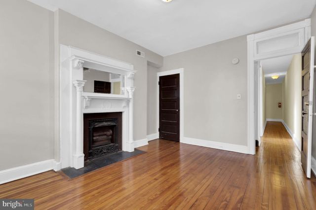 2511 N CALVERT ST, Baltimore, MD 21218